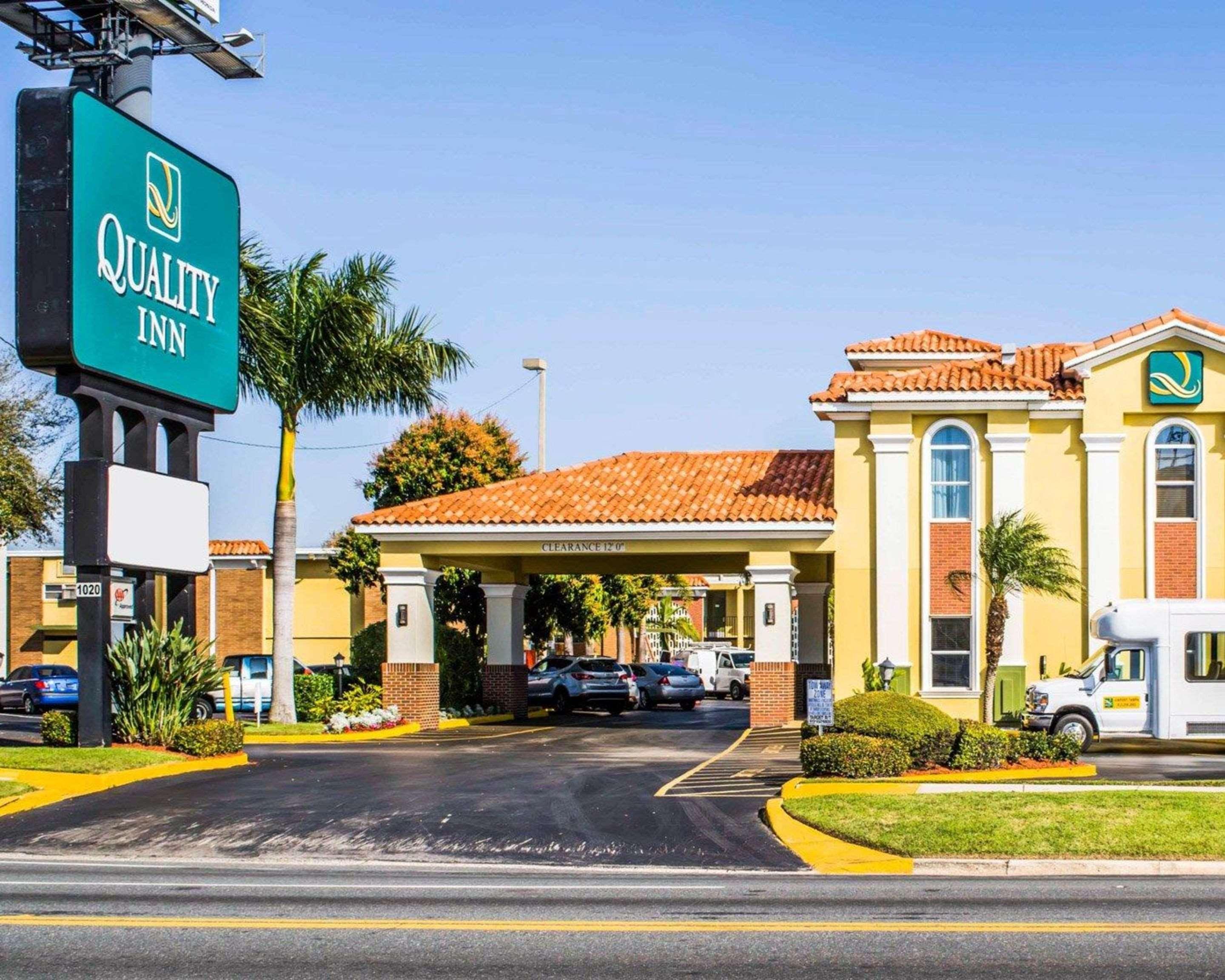 Quality Inn Airport - Cruise Port Tampa Bagian luar foto