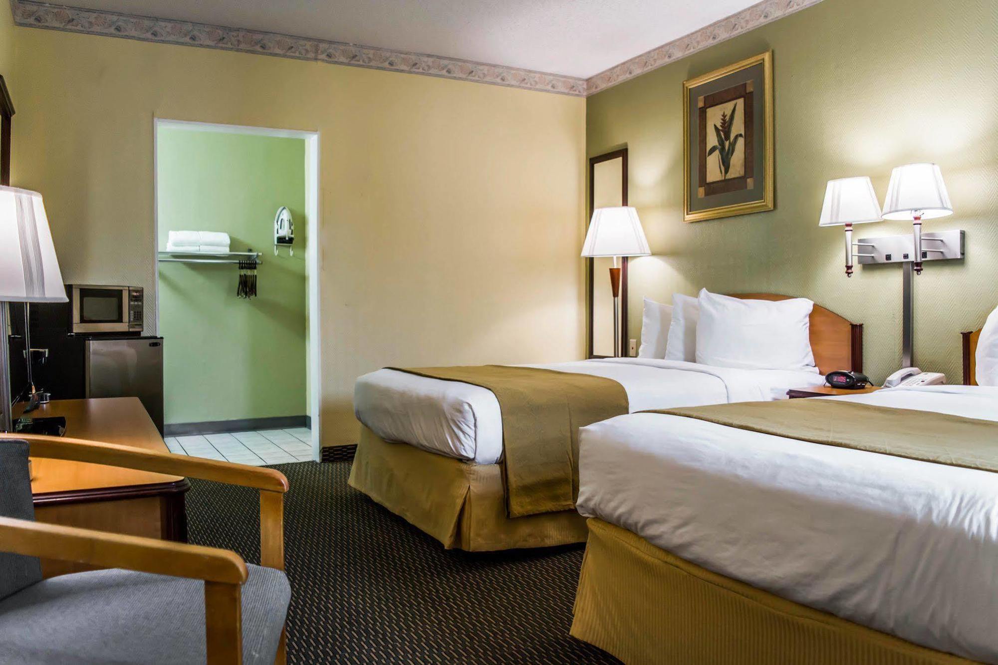 Quality Inn Airport - Cruise Port Tampa Bagian luar foto